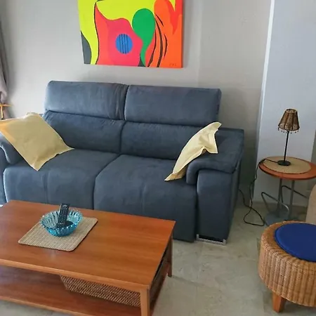 Trafalgar Apartment *
